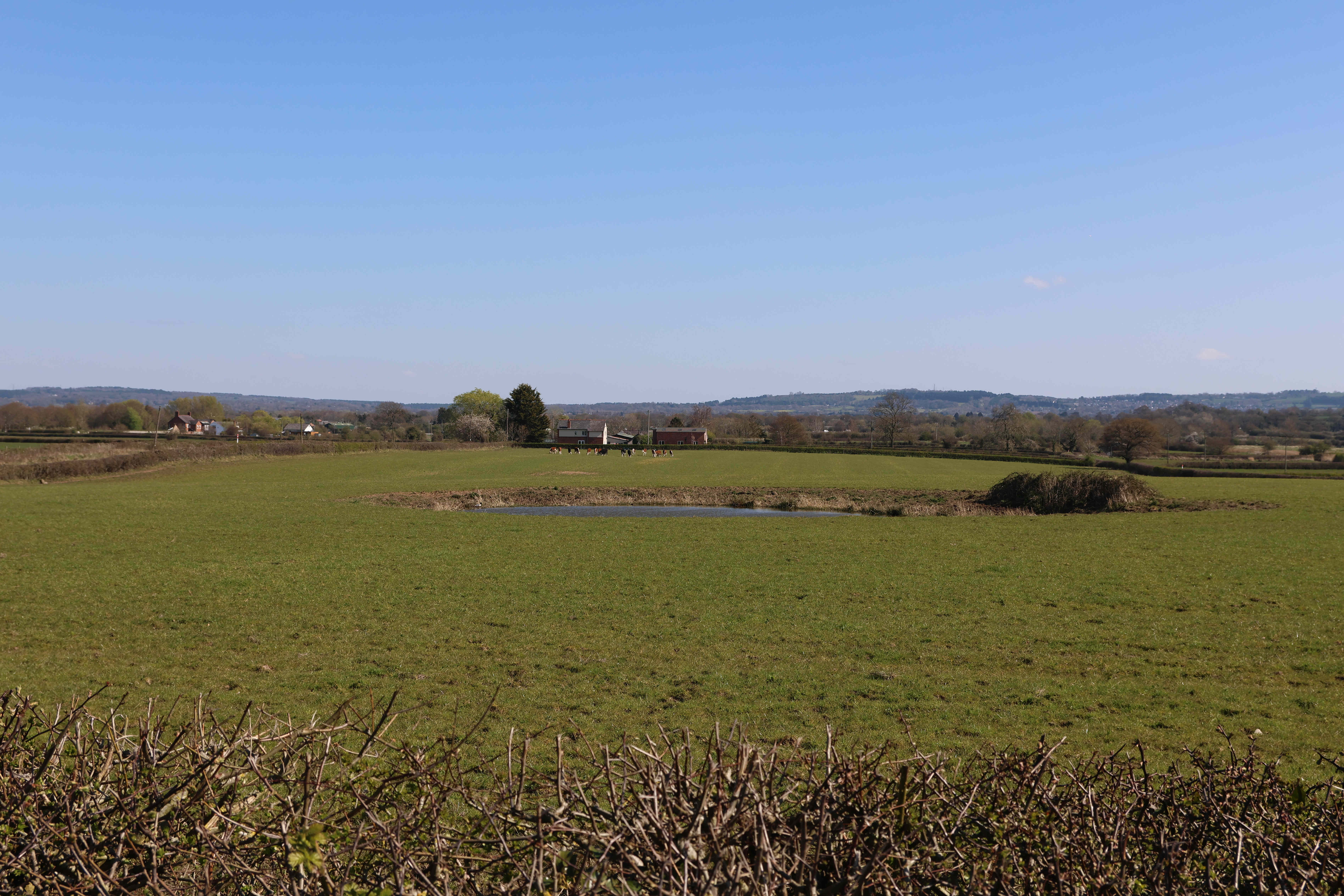 V05 Closer view looking east from Stamford Hollows.